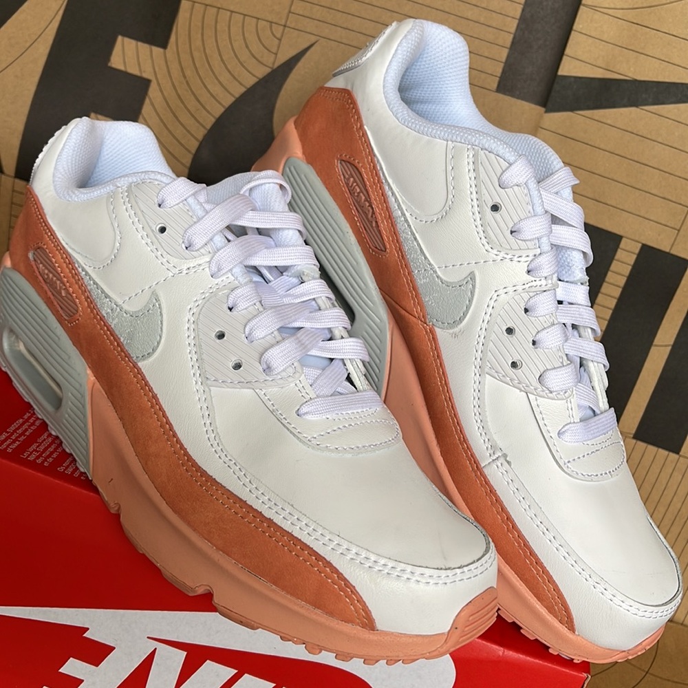 Nike Air Max 90 LTR SE WMNS White/Aura-LT Madder Root - Picture 7 of 16